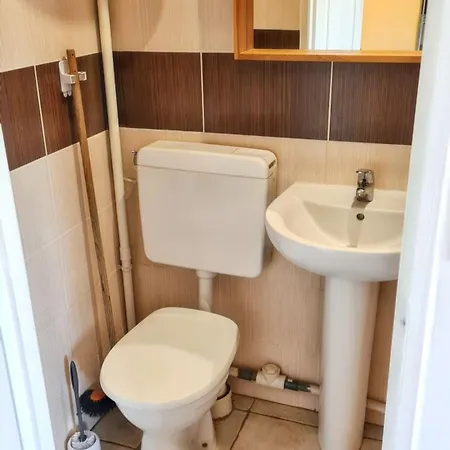 Avec Balcon A - 20 M² - Vue Sur Jardin Ιέρ